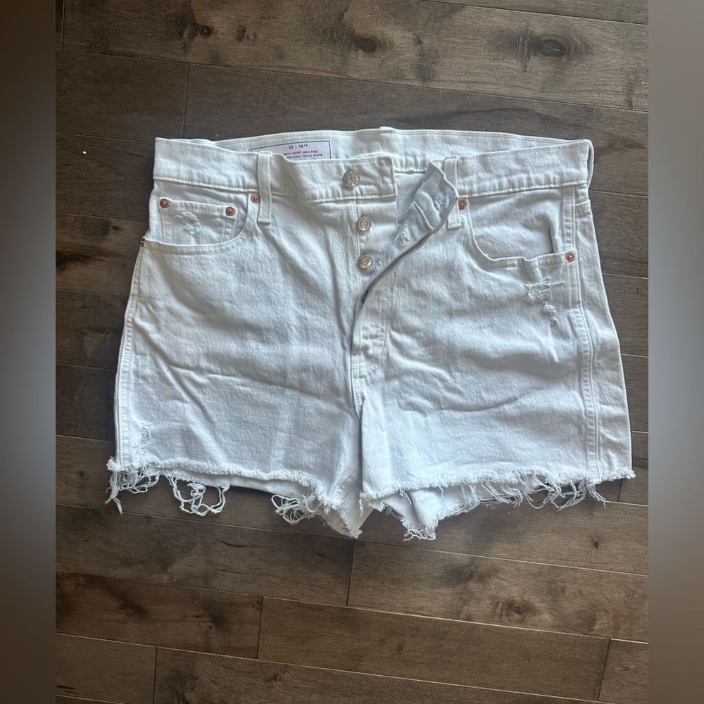 GAP White “cheeky short High rise” Jean shorts - size 32 - Picture 2 of 6
